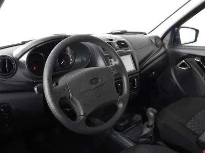 Автомобиль LADA Granta Лифтбек, 1.6 л, передний привод, МКПП, бензин в наличии в Новосибирск