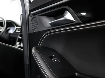 Автомобиль JAC J7, 1.5 л, передний привод, Вариатор, бензин в наличии в Омске