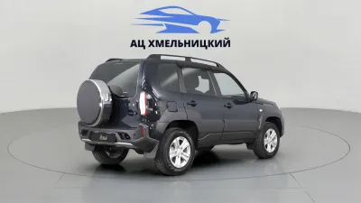Автомобиль LADA Niva Travel, 1.7 л, полный привод, МКПП, бензин в наличии в Новосибирск