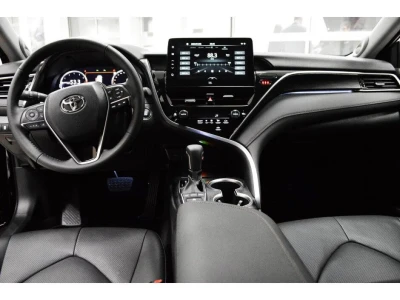 Автомобиль Toyota Camry, 2.5 л, передний привод, АКПП, бензин в наличии в Тюмени