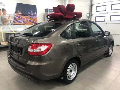 Автомобиль LADA Granta Лифтбек, 1.6 л, передний привод, МКПП, бензин в наличии в Краснодаре