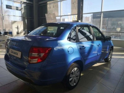 Автомобиль LADA Granta Cross, 1.6 л, передний привод, МКПП, бензин в наличии в Новосибирске