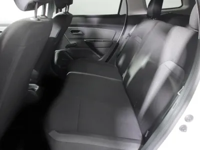 Автомобиль Renault Duster, 1.6 л, передний привод, МКПП, бензин в наличии в Омске