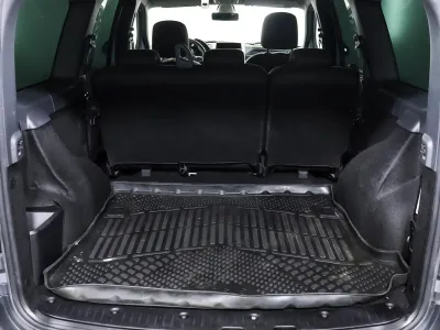 Автомобиль LADA Largus Cross 5 мест, 1.6 л, передний привод, МКПП, бензин в наличии в Новосибирск