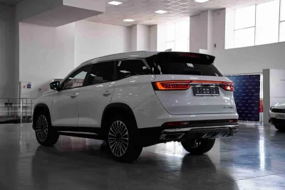 Автомобиль Jetour X90 Plus, 2 л, передний привод, Робот, бензин в наличии в Екатеринбург