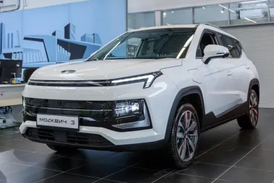 Автомобиль MOSKVICH 3, 1.5 л, передний привод, Вариатор, бензин в наличии в Екатеринбург