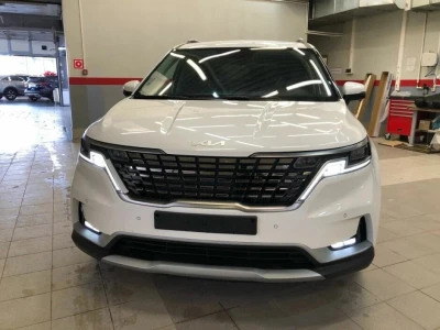 Автомобиль Kia Carnival, 2.2 л, передний привод, АКПП, дизель в наличии в Краснодаре