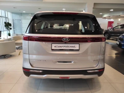 Автомобиль Kia Carnival, 2.2 л, передний привод, АКПП, дизель в наличии в Краснодаре