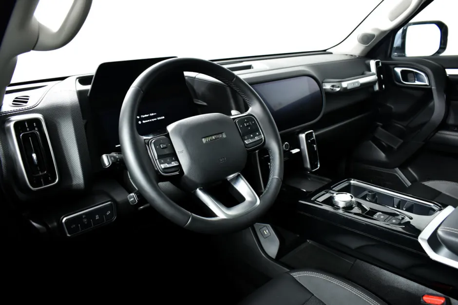 Автомобиль Haval Dargo, 2 л, полный привод, Робот, бензин в наличии в Самаре