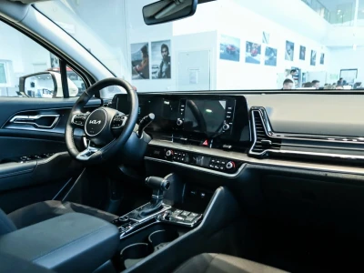Автомобиль Kia Sportage, 2 л, передний привод, АКПП, бензин в наличии в Краснодаре