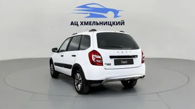 Автомобиль LADA Granta Универсал, 1.6 л, передний привод, МКПП, бензин в наличии в Новосибирск