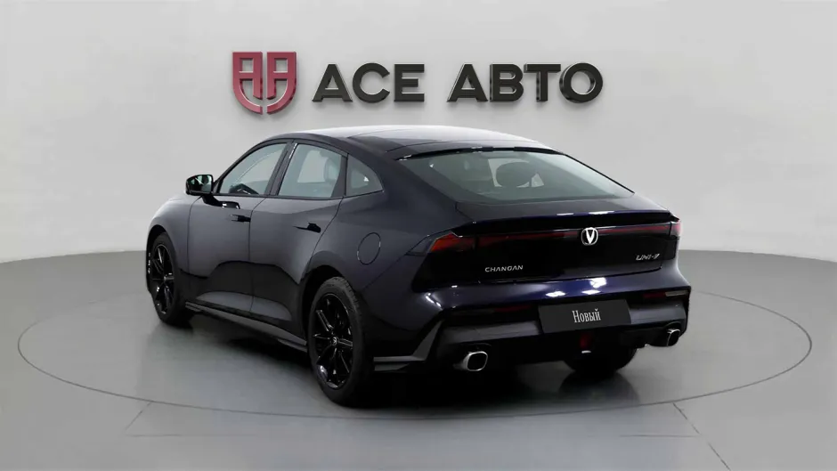 Автомобиль Changan UNI-V, 1.5 л, передний привод, Робот, бензин в наличии в Самаре