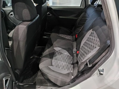 Автомобиль LADA Granta Cross, 1.6 л, передний привод, МКПП, бензин в наличии в Новосибирске