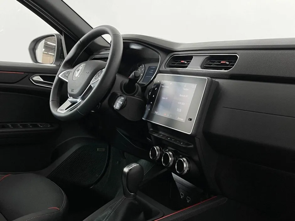 Автомобиль Renault Arkana, 1.6 л, передний привод, Вариатор, бензин в наличии в Краснодаре