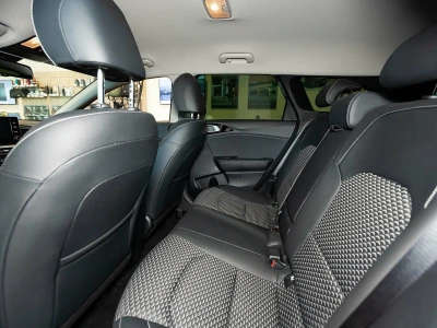 Автомобиль Kia Ceed, 1.6 л, передний привод, АКПП, бензин в наличии в Тюмени