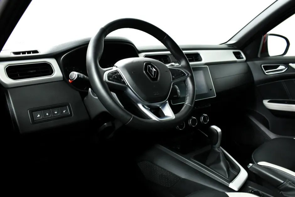 Автомобиль Renault Arkana, 1.6 л, передний привод, Вариатор, бензин в наличии в Краснодаре