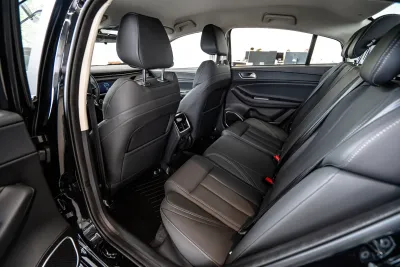 Автомобиль OMODA S5, 1.5 л, передний привод, Вариатор, бензин в наличии в Новосибирске