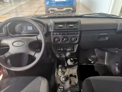 Автомобиль LADA Niva Legend 3D, 1.7 л, полный привод, МКПП, бензин в наличии в Екатеринбургe