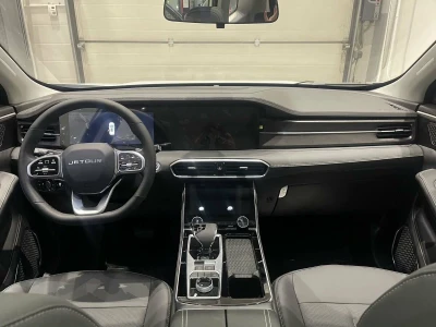 Автомобиль Jetour X90 Plus, 2 л, передний привод, Робот, бензин в наличии в Екатеринбург