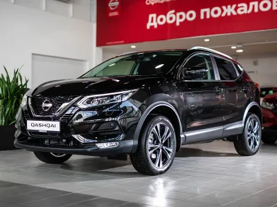 Автомобиль Nissan Qashqai, 2 л, передний привод, Вариатор, бензин в наличии в Санкт-Петербург
