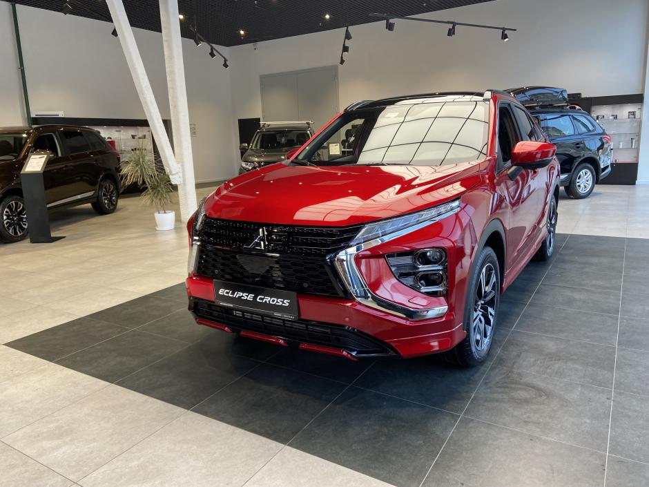 Автомобиль Mitsubishi Eclipse Cross, 1.5 л, полный привод, Вариатор, бензин в наличии в Краснодаре