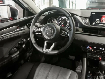 Автомобиль Mazda 6, 2 л, передний привод, АКПП, бензин в наличии в Екатеринбург