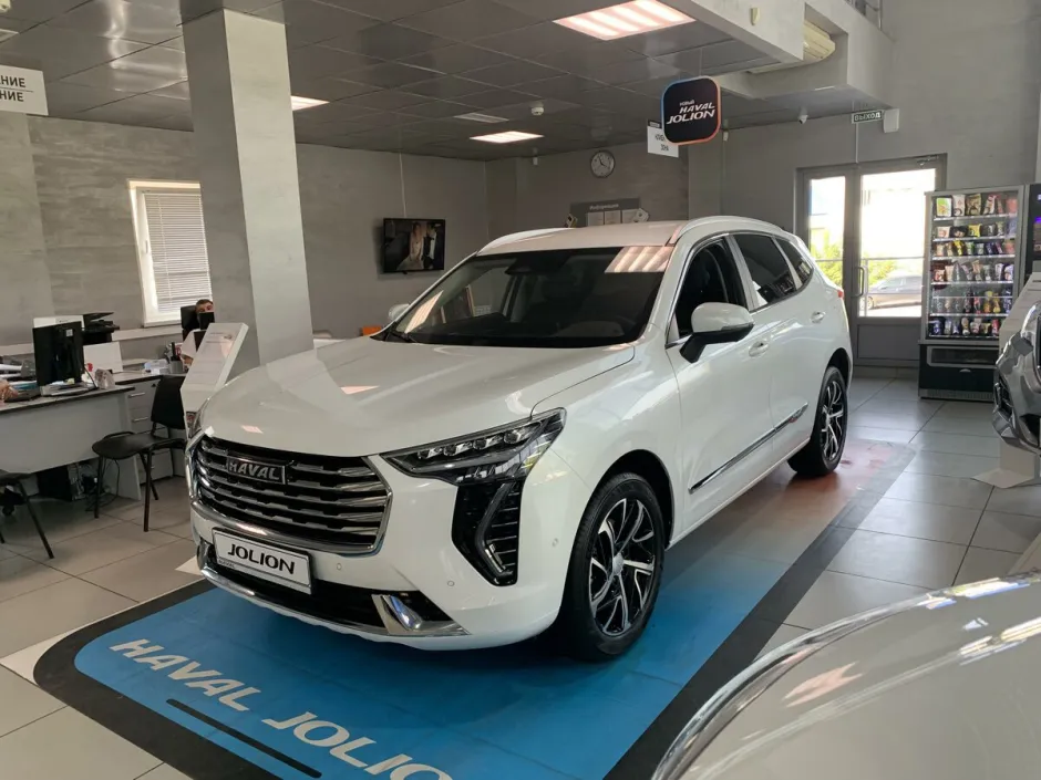 Автомобиль Haval Jolion, 1.5 л, полный привод, Робот, бензин в наличии в Краснодаре