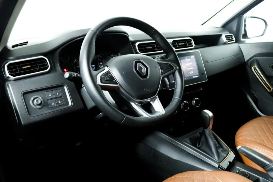 Автомобиль Renault Duster, 1.3 л, полный привод, Вариатор, бензин в наличии в Самаре