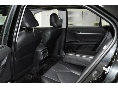 Автомобиль Toyota Camry, 2.5 л, передний привод, АКПП, бензин в наличии в Тюмени