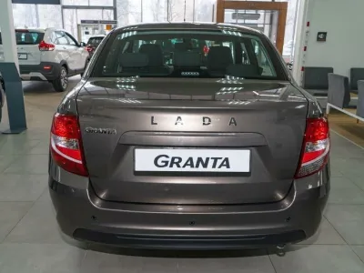 Автомобиль LADA Granta Cross, 1.6 л, передний привод, МКПП, бензин в наличии в Екатеринбургe