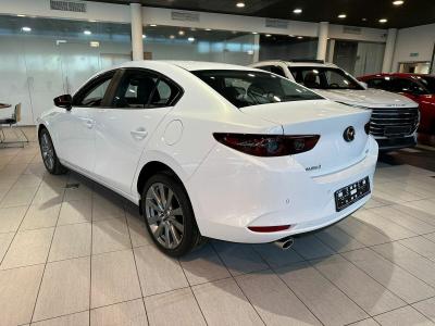 Автомобиль Mazda 3, 2 л, передний привод, АКПП, бензин в наличии в Краснодаре