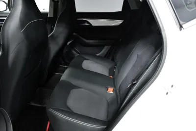Автомобиль JAC J7, 1.5 л, передний привод, Вариатор, бензин в наличии в Новосибирск