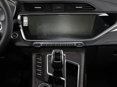 Автомобиль Geely Atlas Pro, 1.5 л, полный привод, Робот, бензин в наличии в Новосибирск