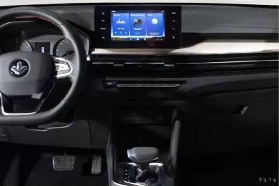 Автомобиль Livan X3 Pro, 1.5 л, передний привод, Вариатор, бензин в наличии в Санкт-Петербурге