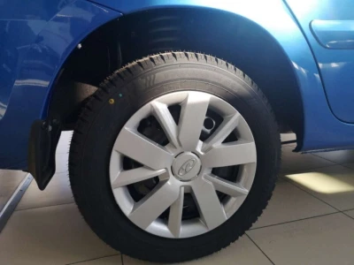 Автомобиль LADA Granta Cross, 1.6 л, передний привод, МКПП, бензин в наличии в Новосибирске