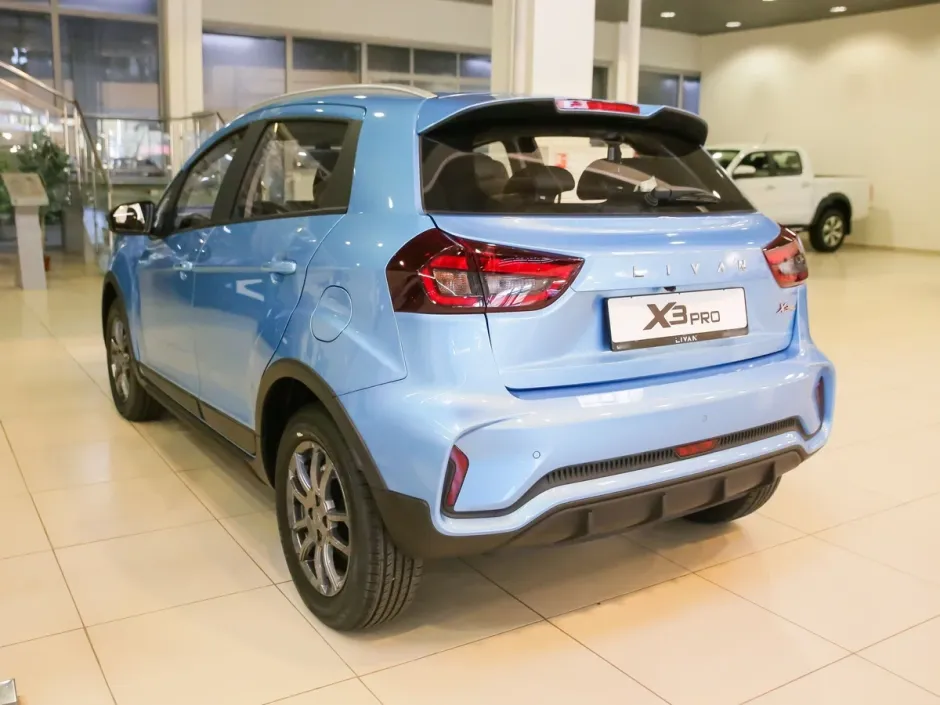 Автомобиль Livan X3 Pro, 1.5 л, передний привод, Вариатор, бензин в наличии в Краснодаре