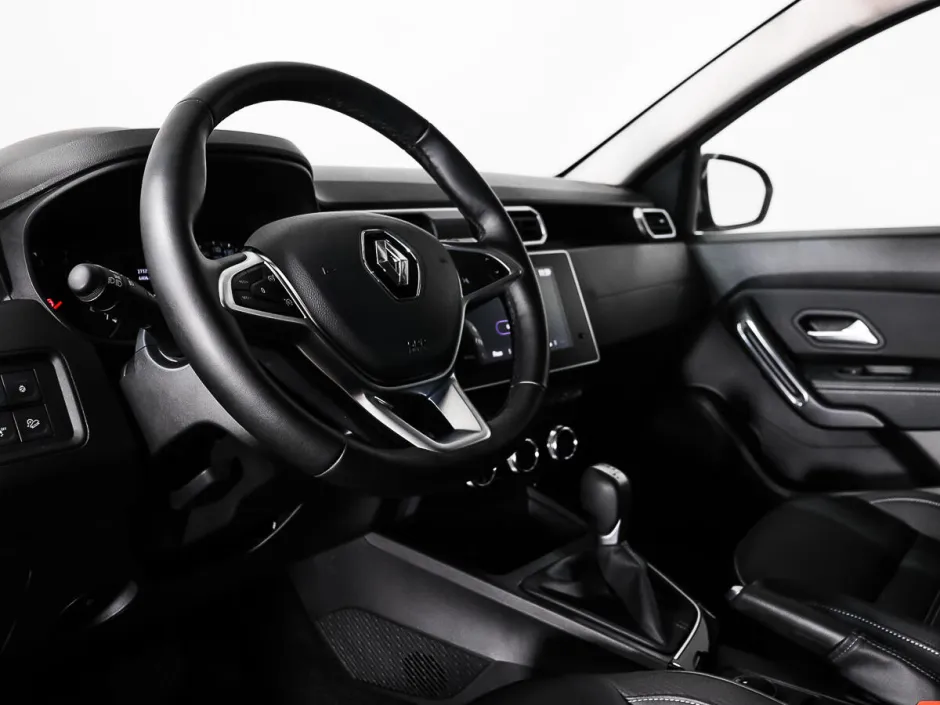 Автомобиль Renault Duster, 1.3 л, полный привод, Вариатор, бензин в наличии в Самаре