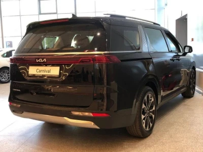 Автомобиль Kia Carnival, 2.2 л, передний привод, АКПП, дизель в наличии в Краснодаре