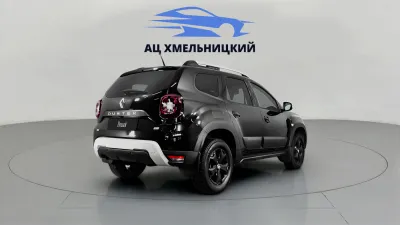 Автомобиль Renault Duster, 1.6 л, полный привод, МКПП, бензин в наличии в Новосибирск