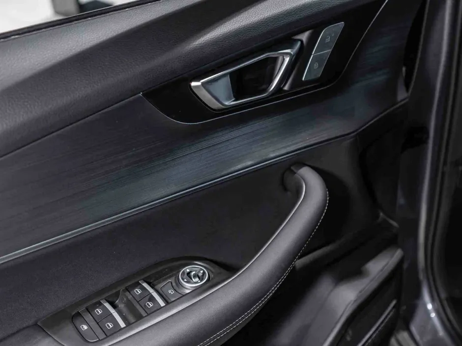 Автомобиль Chery Tiggo 7 Pro Max, 1.5 л, передний привод, Робот, бензин в наличии в Санкт-Петербург