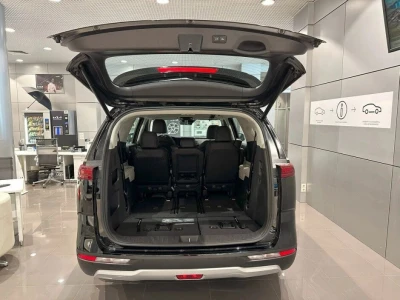 Автомобиль Kia Carnival, 2.2 л, передний привод, АКПП, дизель в наличии в Краснодаре