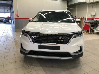 Автомобиль Kia Carnival, 2.2 л, передний привод, АКПП, дизель в наличии в Краснодаре
