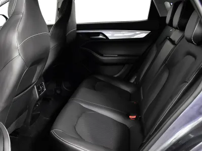 Автомобиль JAC J7, 1.5 л, передний привод, Вариатор, бензин в наличии в Новосибирск