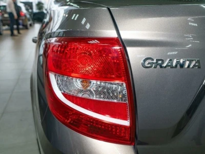 Автомобиль LADA Granta Cross, 1.6 л, передний привод, МКПП, бензин в наличии в Екатеринбургe