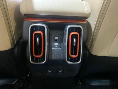 Автомобиль Haval Dargo, 2 л, полный привод, Робот, бензин в наличии в Екатеринбург