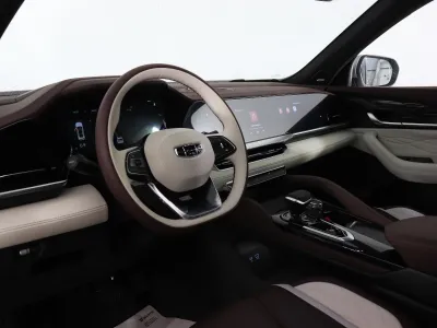 Автомобиль Geely Monjaro, 2 л, полный привод, АКПП, бензин в наличии в Новосибирск