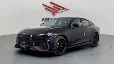 Автомобиль Changan UNI-V, 1.5 л, передний привод, Робот, бензин в наличии в Нижнем Новгороде