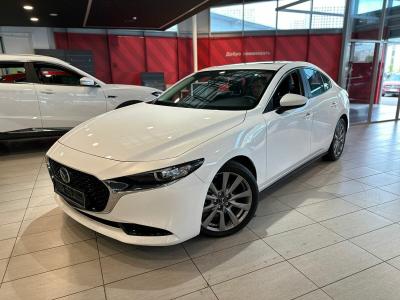 Автомобиль Mazda 3, 2 л, передний привод, АКПП, бензин в наличии в Краснодаре