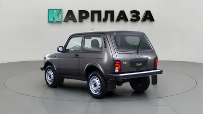 Автомобиль LADA Niva Legend 3D, 1.7 л, полный привод, МКПП, бензин в наличии в Кемерово