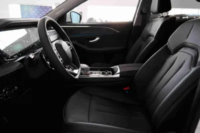 Автомобиль Jetour X90 Plus, 2 л, передний привод, Робот, бензин в наличии в Екатеринбург